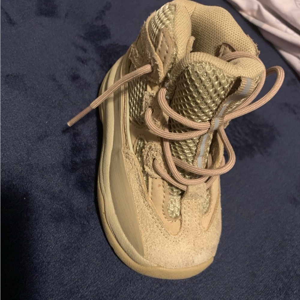 Yeezy boots size 5c still in good condition